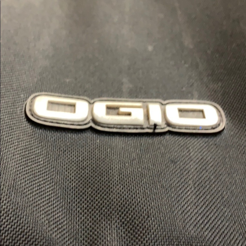 Meet your Posher, Earl